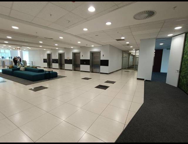 BUSINESS PROPERTY TO RENT IN CONSTANTIA KLOOF